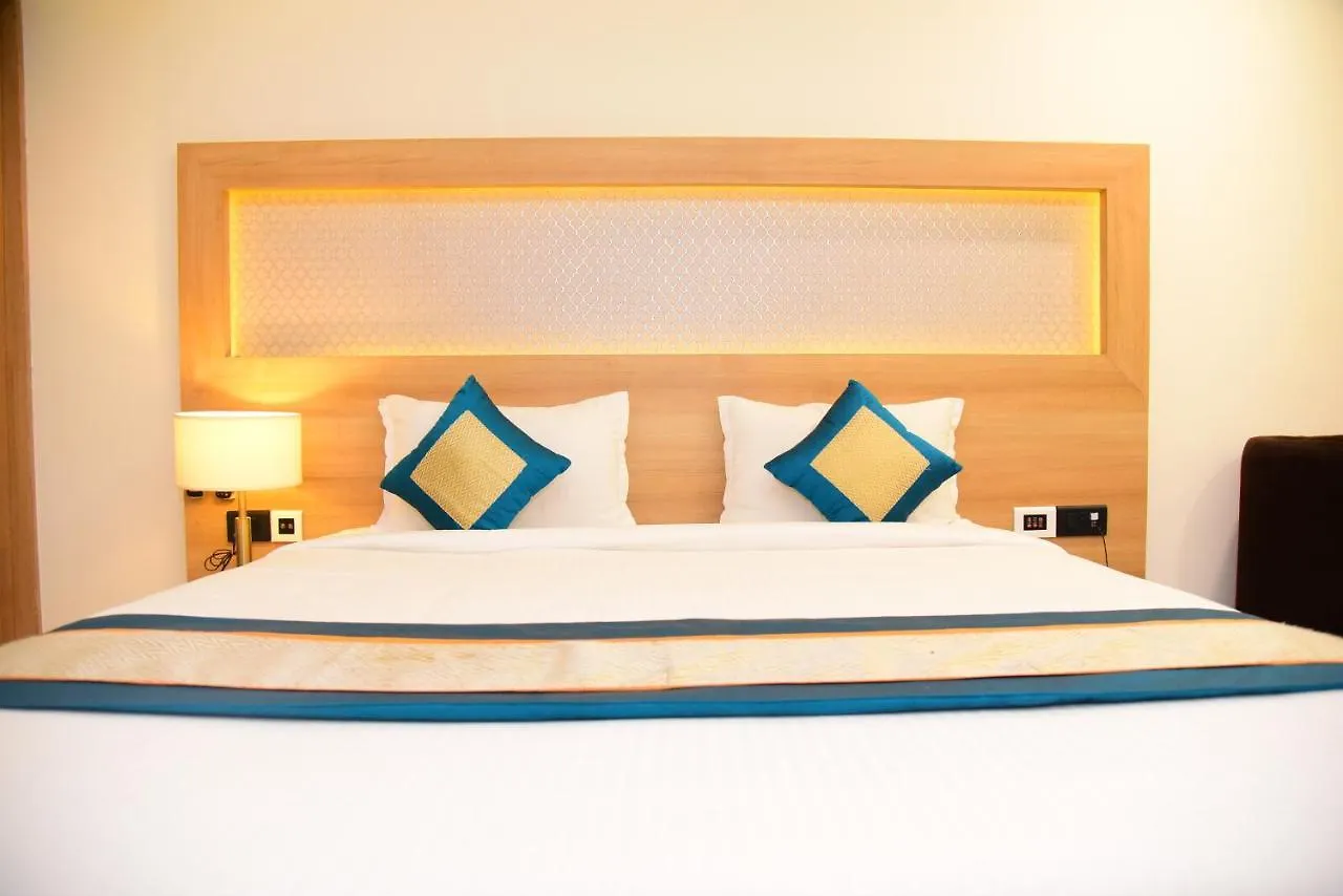 Hotel Q ! Star Mysore 3*,
